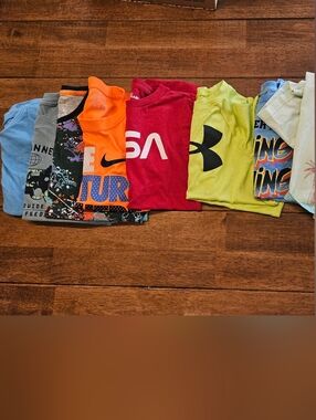 Mixed Boys' Graphic 8 Pack T-shirts - Bright Multi Color Pack Size Medium